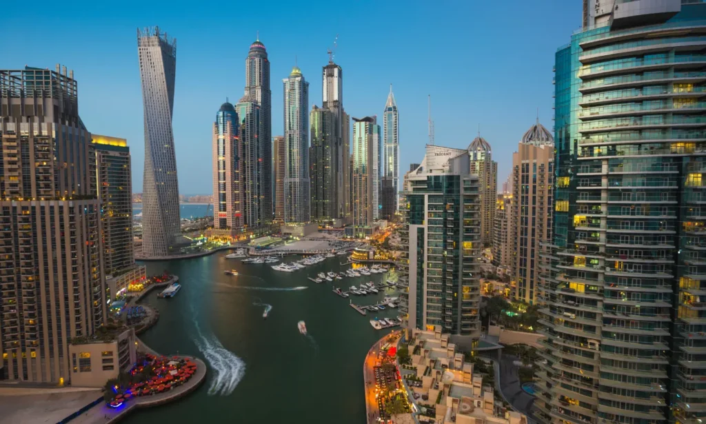 how dubai mainland business activities shape licensing expansion