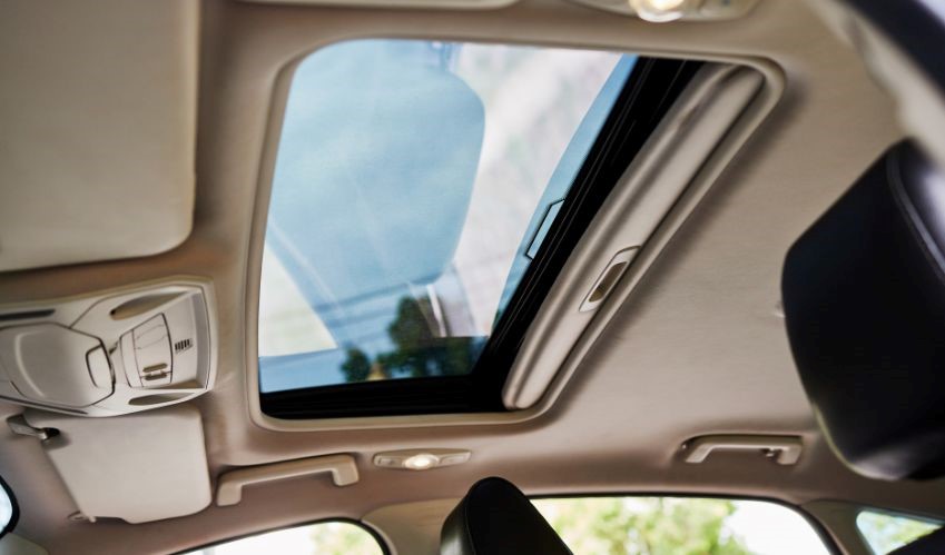 how rising demand for premium vehicles is supporting sunroof market growth